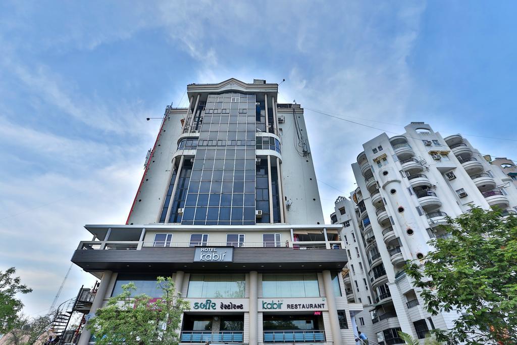 Hotel Kabir Ahmedabad Exteriör bild